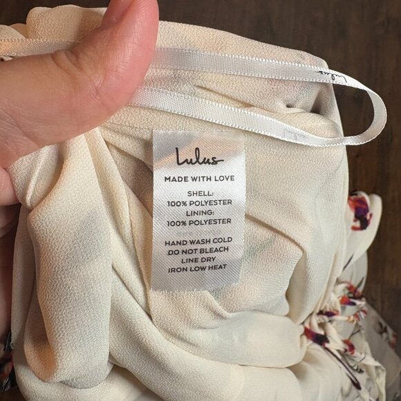 NWT Lulus Lindsie Ivory Multi Floral Print Pleated Wrap Maxi Dress - Picture 6 of 6